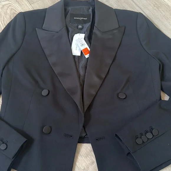 NWT Banana Republic Tuxedo Cropped Blazer - Picture 2 of 6